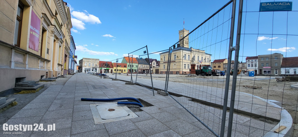 Trwający remont rynku w Krobi