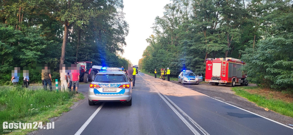 Wypadek na zjeździe w kierunku Pasierb