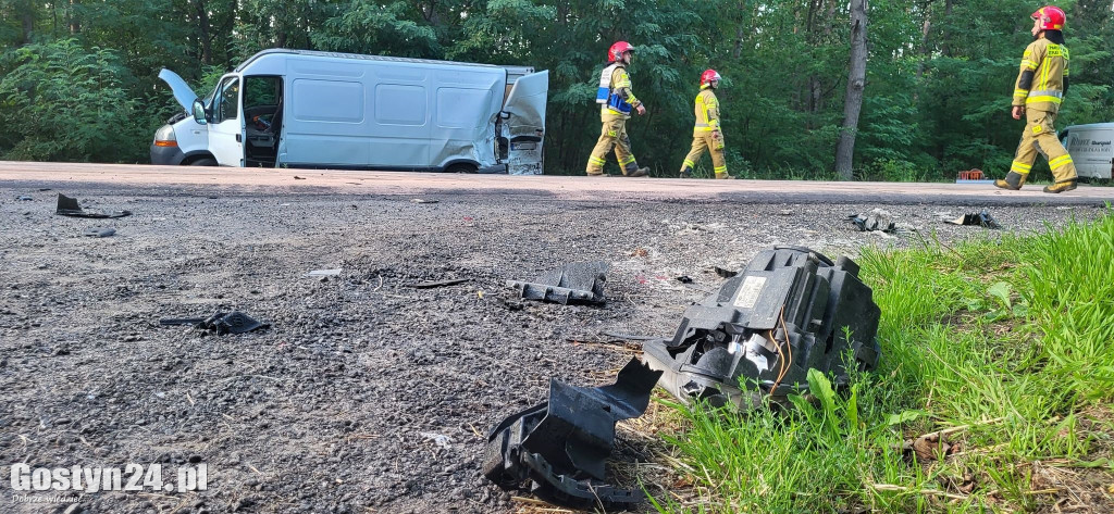 Wypadek na zjeździe w kierunku Pasierb