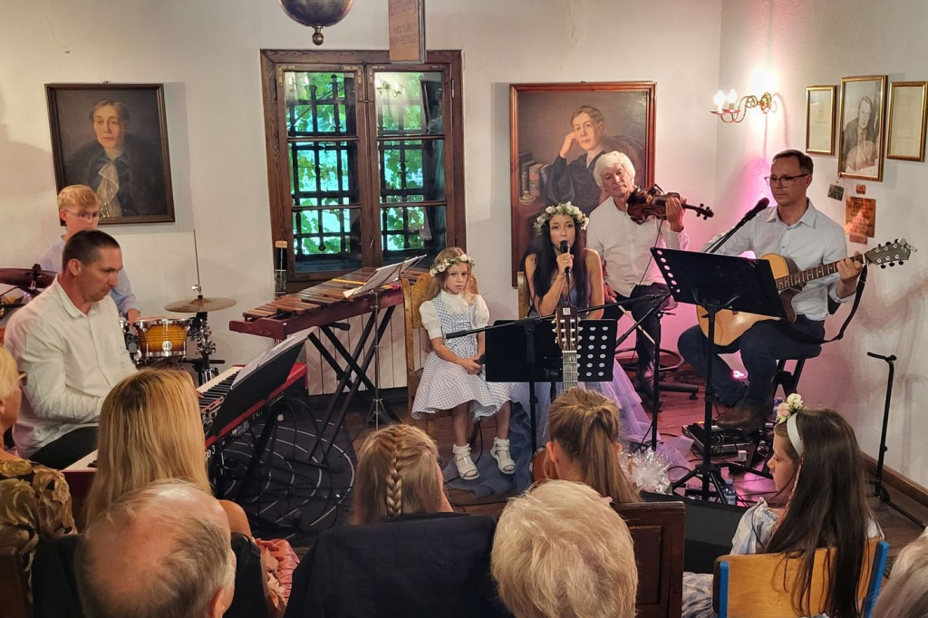 Niezwykły koncert rodziny Kuśnierków i Przyjaciół w Grabonogu