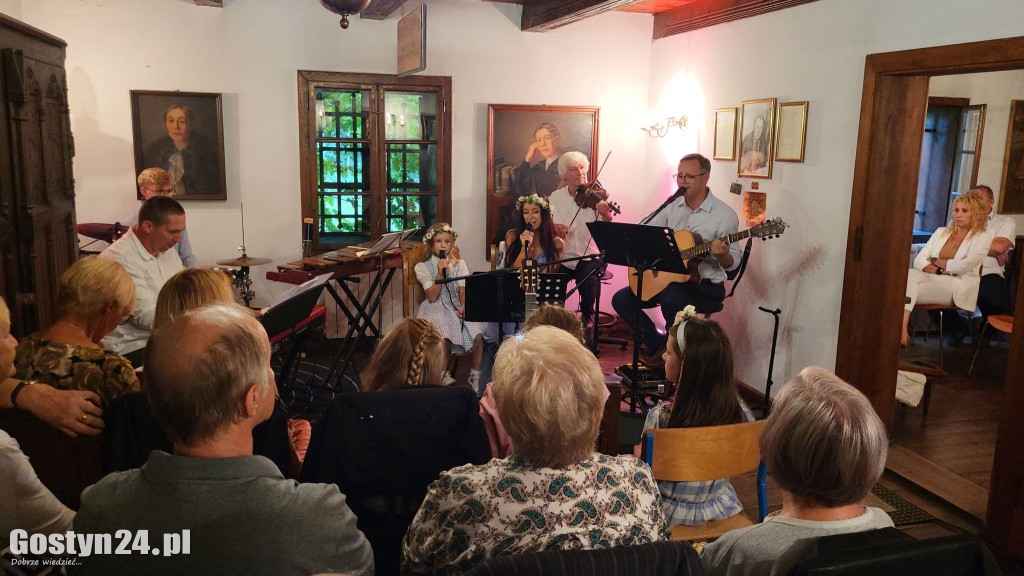 Niezwykły koncert rodziny Kuśnierków i Przyjaciół w Grabonogu