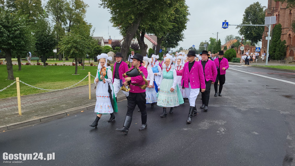 Dożynki gminno-parafialne w Pępowie