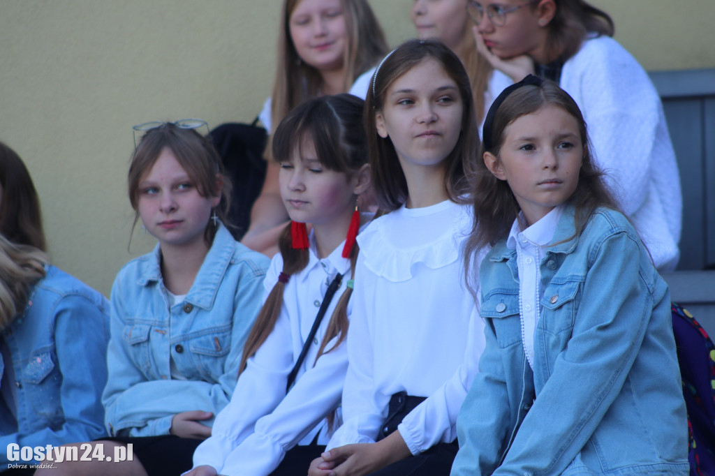 Rozpoczęcie roku szkolnego w gostyńskiej Jedynce