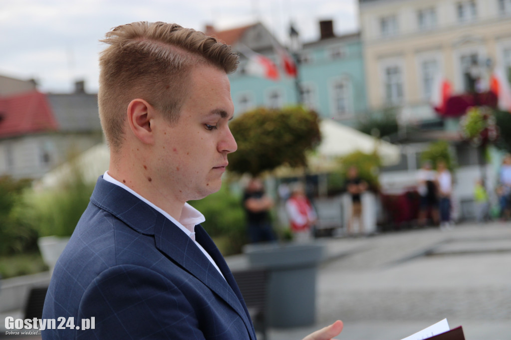 Obchody wybuchu II wojny światowej na rynku w Gostyniu