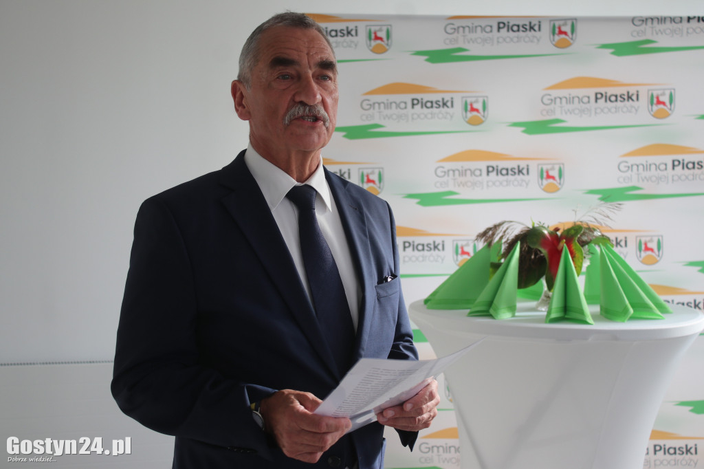 Oddanie do użytku nowej szatni w Piaskach