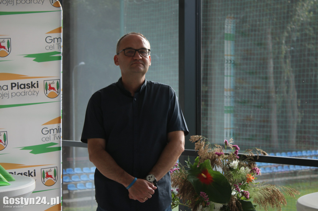 Oddanie do użytku nowej szatni w Piaskach