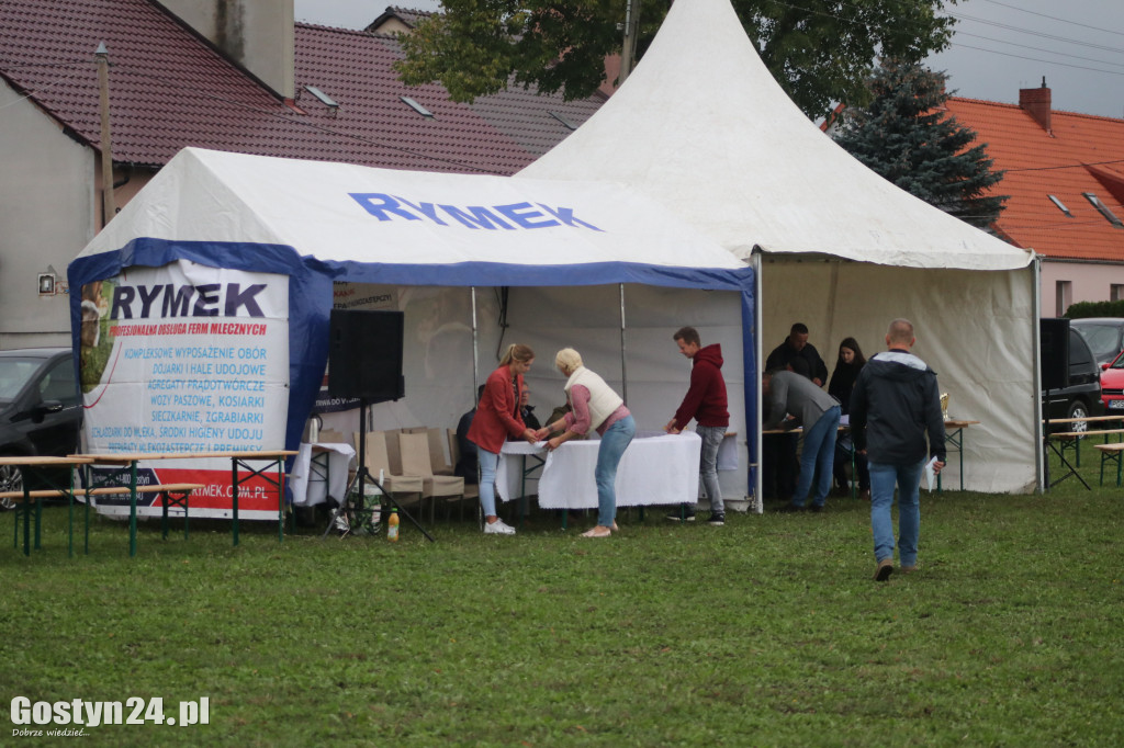 Impreza z końmi w Stefanowie