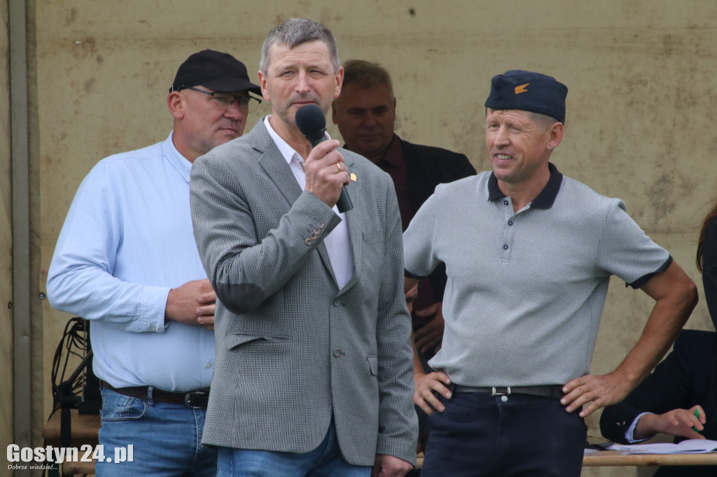 Impreza z końmi w Stefanowie