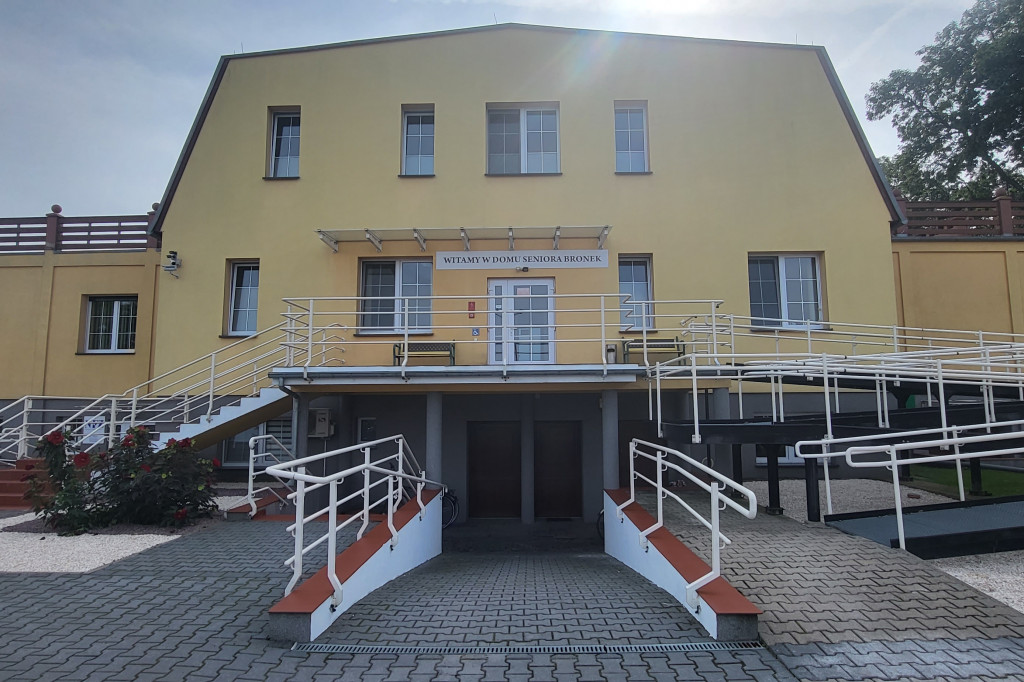 Otwarcie Domu Seniora Bronek w Szelejewie Drugim