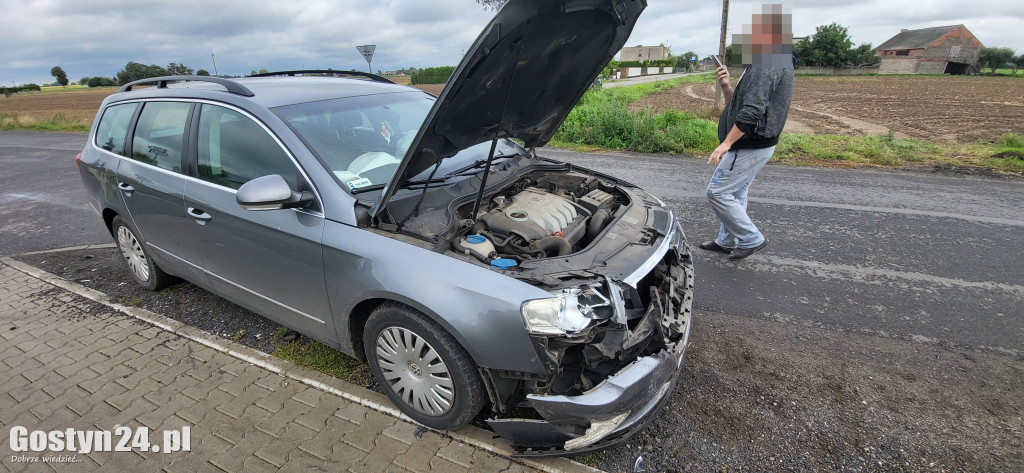 Zderzenie dwóch osobówek w Wycisłowie