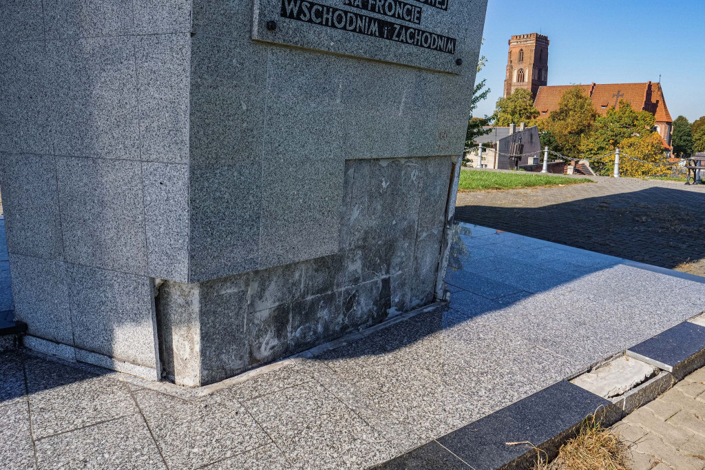 Pomnik na Górze Zamkowej do remontu