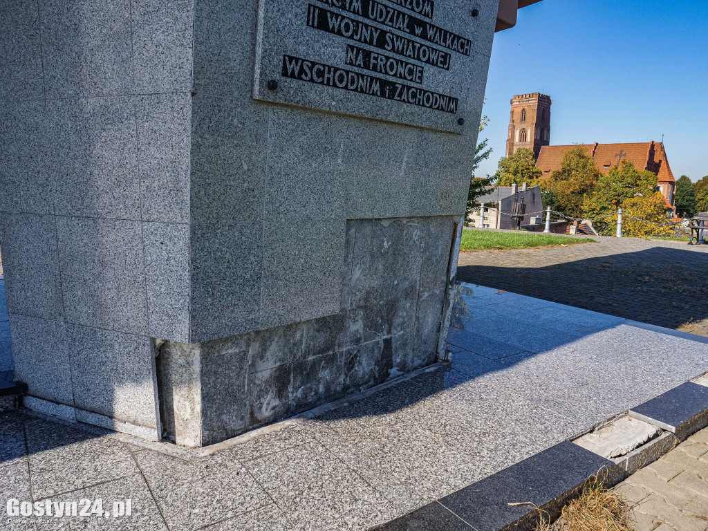 Pomnik na Górze Zamkowej do remontu