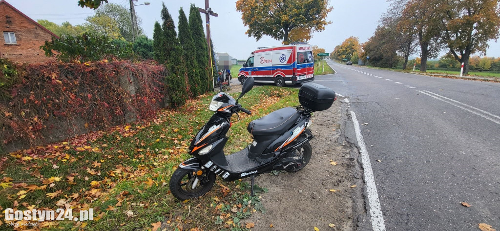 Potrącenie motorowerzystki na DW 438
