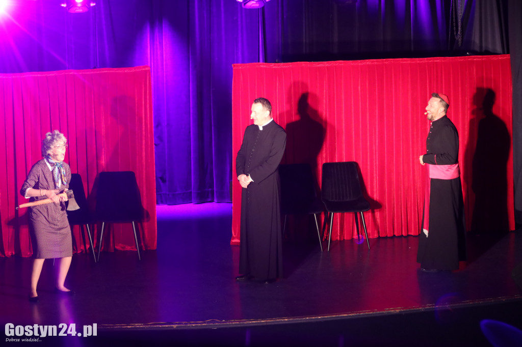 Kabaret Nowaki wystąpił w gostyńskim Hutniku