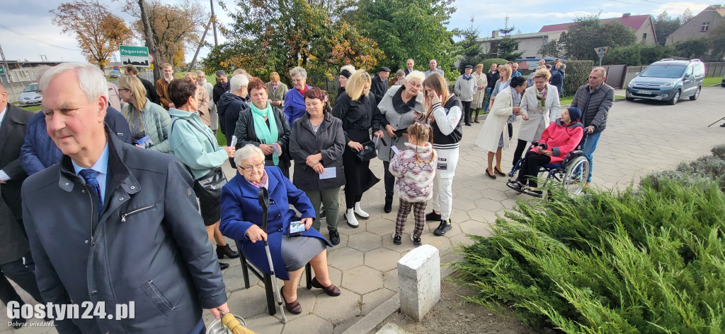 Poświęcenie figury Matki Bożej Wspomożenie Wiernych w Elżbietkowie