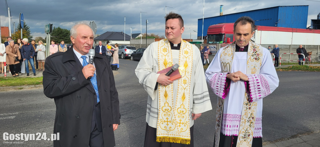 Poświęcenie figury Matki Bożej Wspomożenie Wiernych w Elżbietkowie