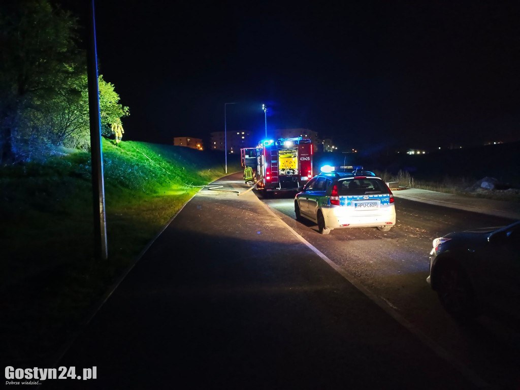 Nadpalone zwłoki kobiety przy łączniku Leszczyńska-Górna