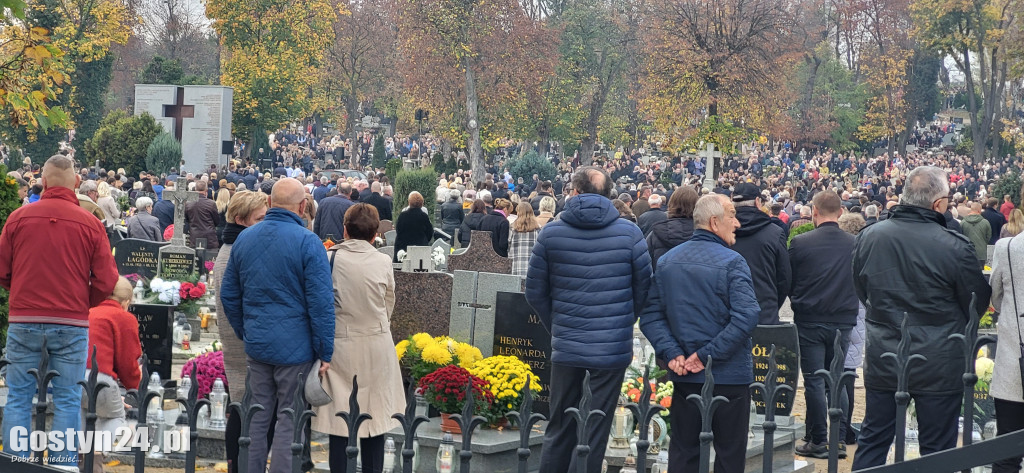 Msza święta na gostyńskim cmentarzu