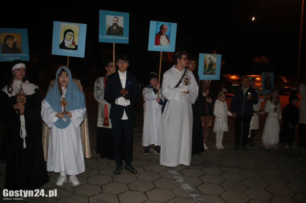 Pochód Holy Wins ulicami Gostynia
