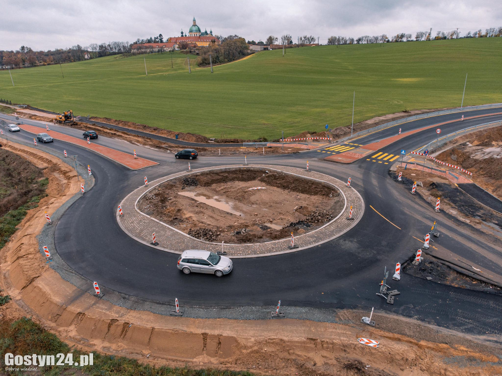 Najnowsze zdjęcia z budowy wiaduktu nad K12 Piaski-Gostyń