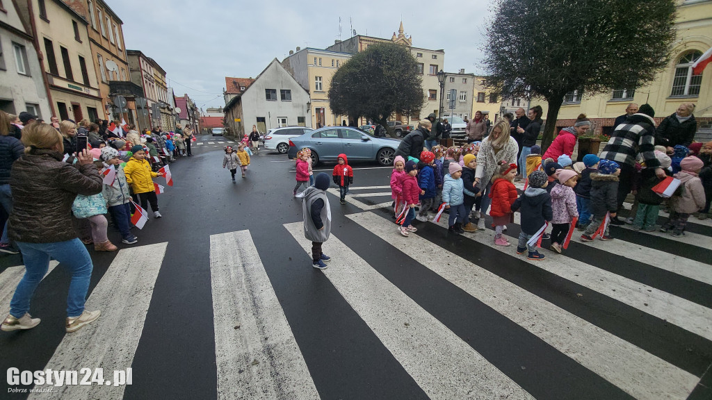 Bieg Niepodległości przedszkolaków z Ponieca