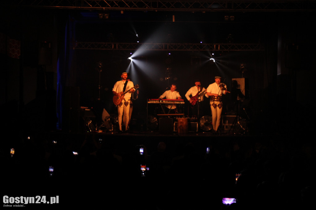 Koncert zespołu Baciary w GOK Hutnik