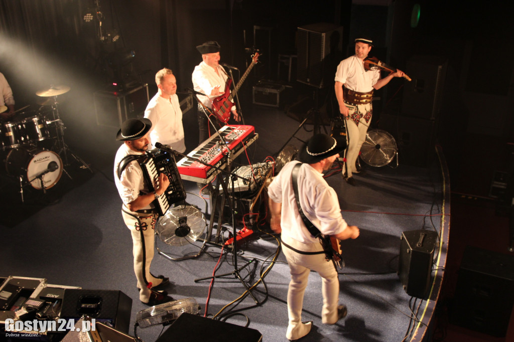 Koncert zespołu Baciary w GOK Hutnik
