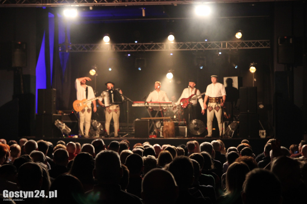 Koncert zespołu Baciary w GOK Hutnik