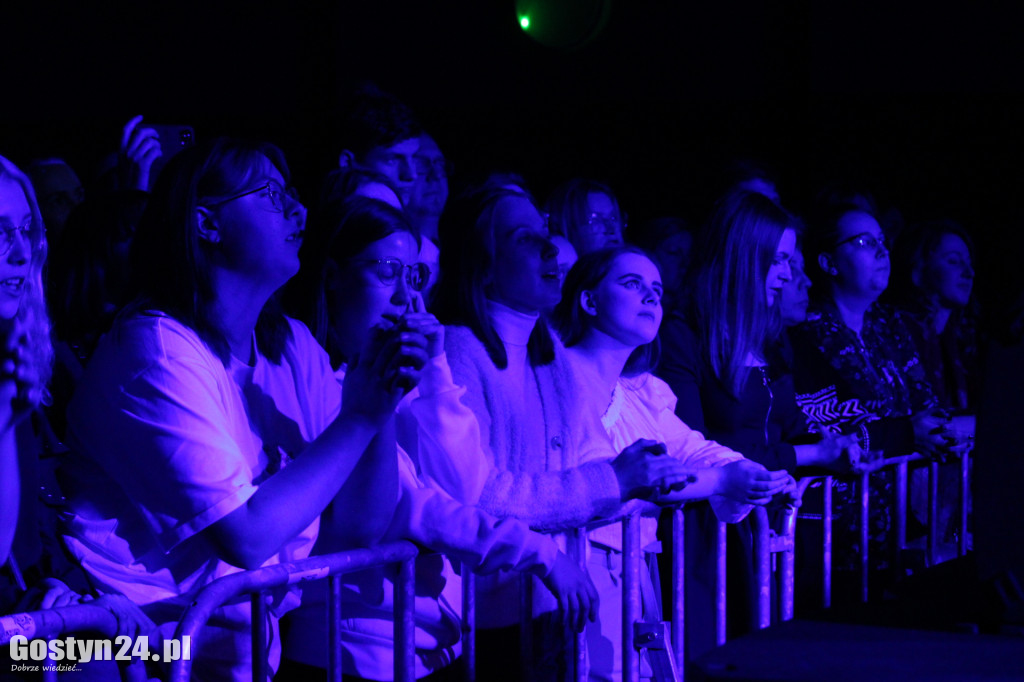 Koncert zespołu Kwiat Jabłoni w gostyńskim Hutniku