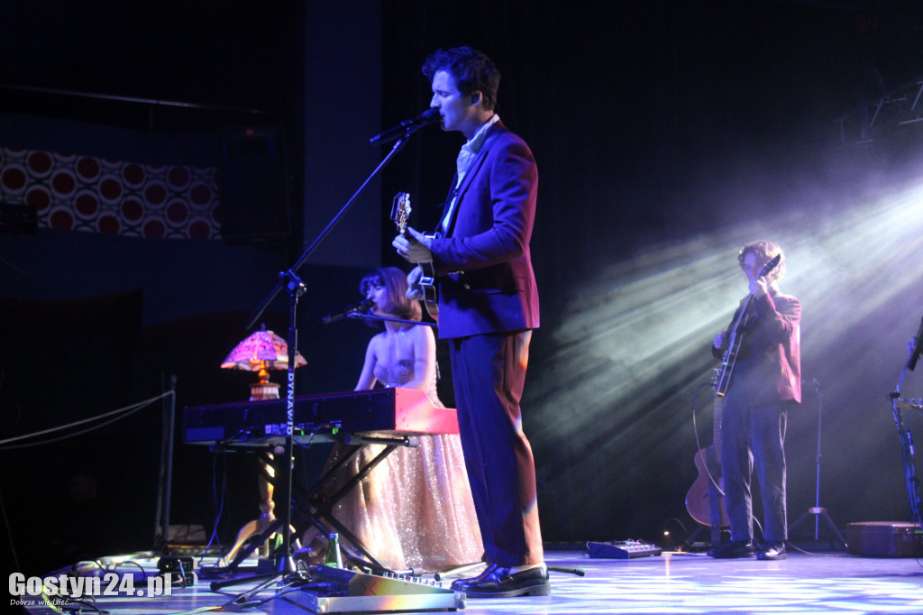 Koncert zespołu Kwiat Jabłoni w gostyńskim Hutniku