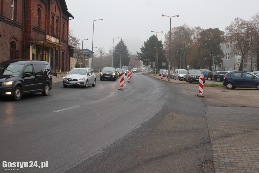 Utrudnienia na ul. Przy Dworcu w Gostyniu