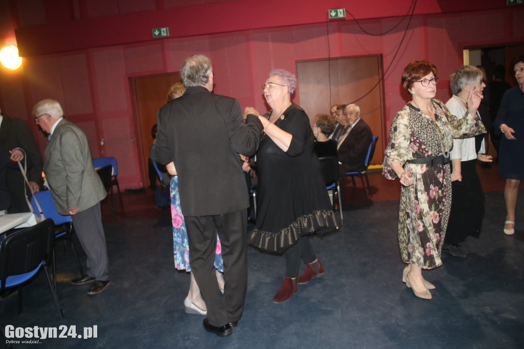 Andrzejkowy Bal Seniorów w gostyńskim Hutniku