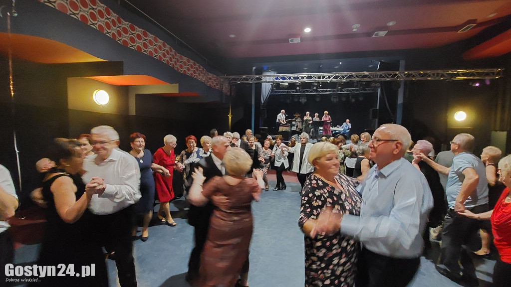 Andrzejkowy Bal Seniorów w gostyńskim Hutniku
