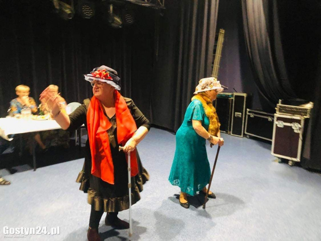 Andrzejkowy Bal Seniorów w gostyńskim Hutniku