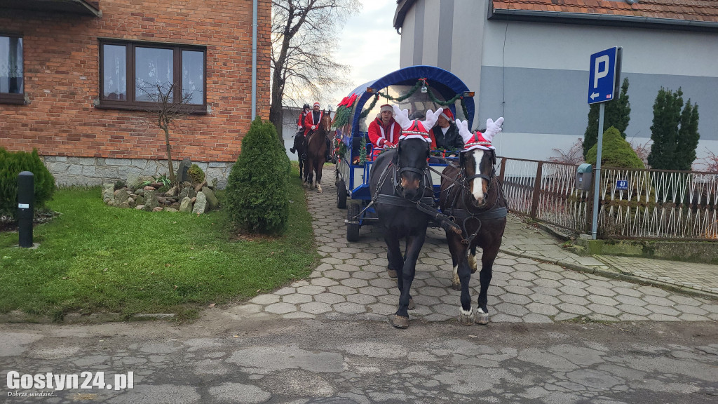 Konny orszak Świętego Mikołaja w Starej Krobi
