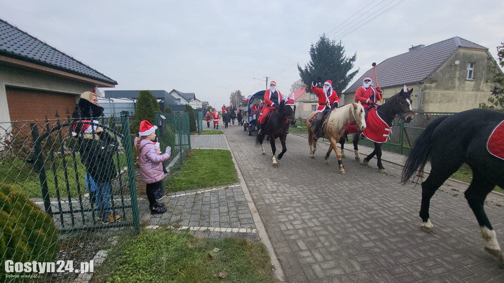 Konny orszak Świętego Mikołaja w Starej Krobi
