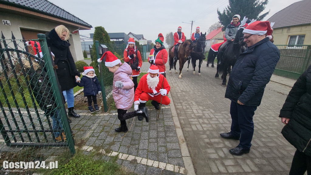 Konny orszak Świętego Mikołaja w Starej Krobi