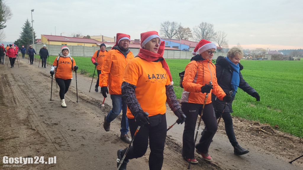 Piąty Mikołajkowy Marsz Nordic Walking w Dzięczynie