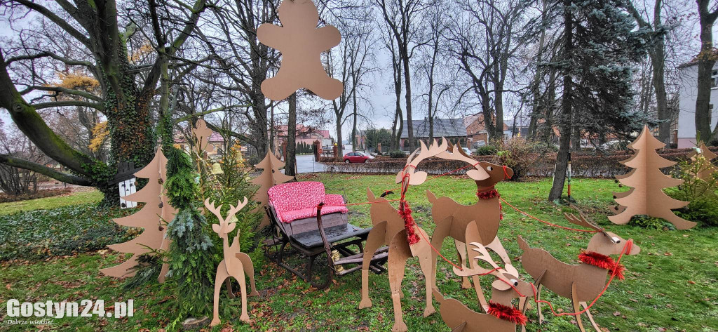 Świąteczne Miasteczko w parku w Grabonogu