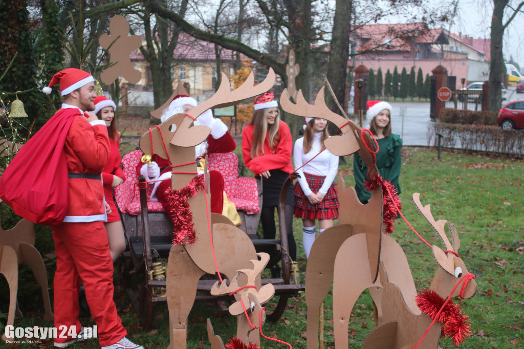 Świąteczne Miasteczko w parku w Grabonogu