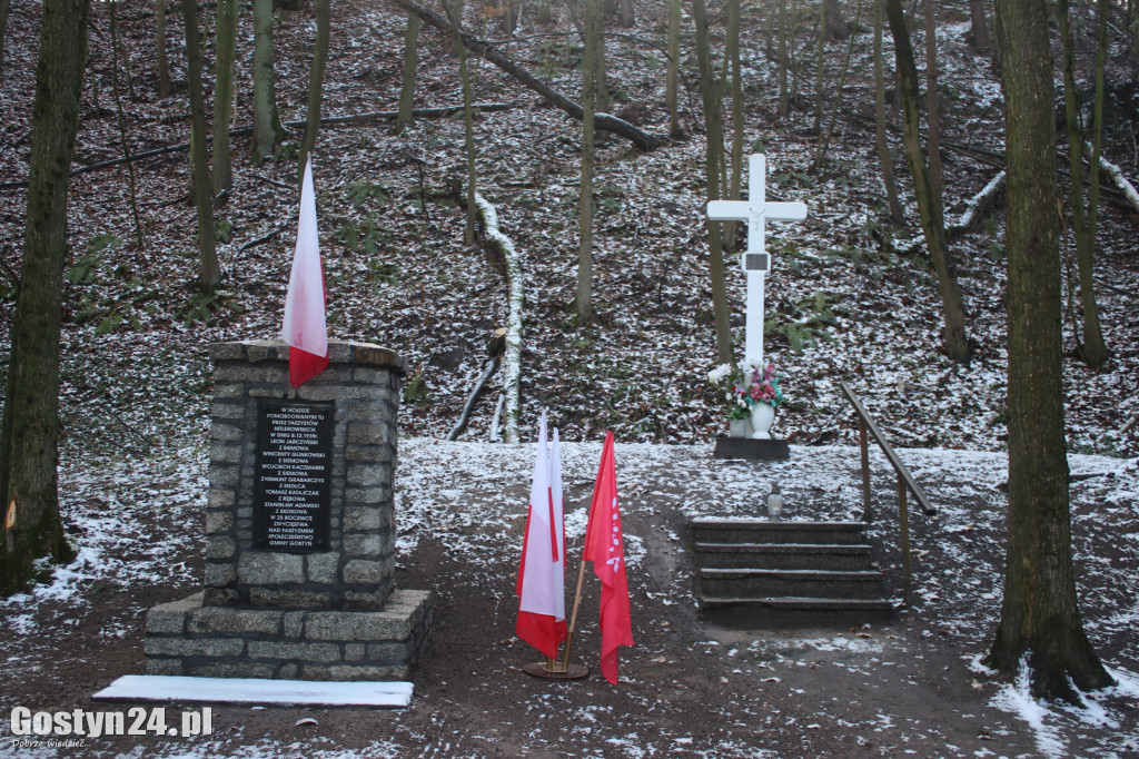Upamiętnili pamięć rozstrzelanych w Klonach