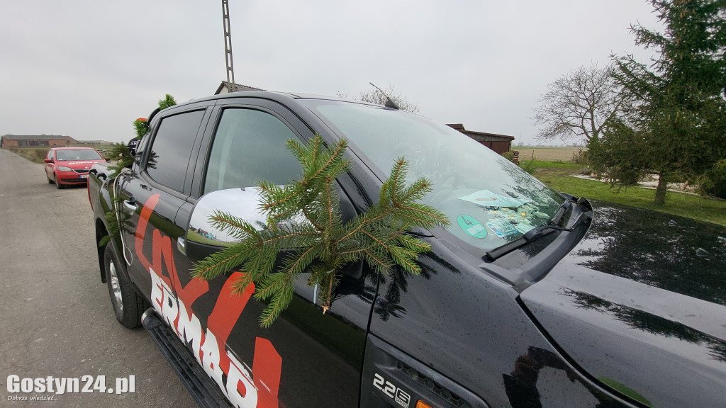 Mikołaj przyjechał pickupem do Domachowa