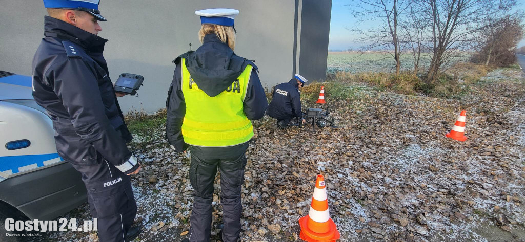 Policyjna akcja z dronem między Koszkowem a Borkiem Wlkp.