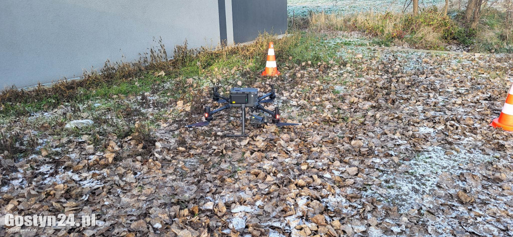 Policyjna akcja z dronem między Koszkowem a Borkiem Wlkp.