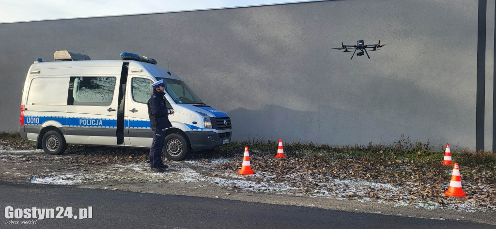 Policyjna akcja z dronem między Koszkowem a Borkiem Wlkp.