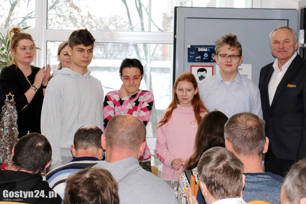Rozstrzygnięto świąteczny konkurs plastyczny