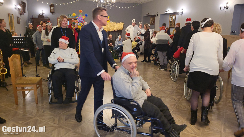 Wigilijne spotkanie uczestników ŚDS i ich rodzin
