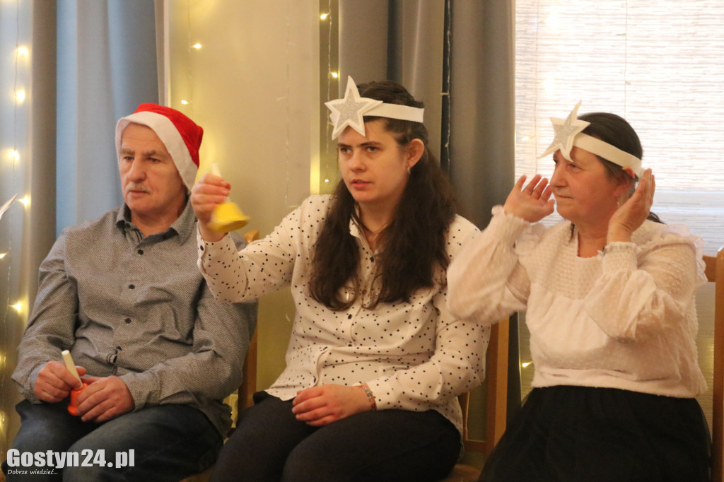Wigilijne spotkanie uczestników ŚDS i ich rodzin