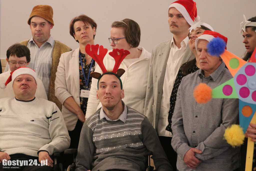 Wigilijne spotkanie uczestników ŚDS i ich rodzin