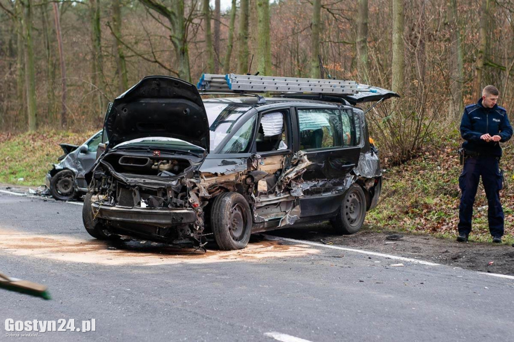 Wypadek na trasie Czmoń-Kórnik z udziałem...